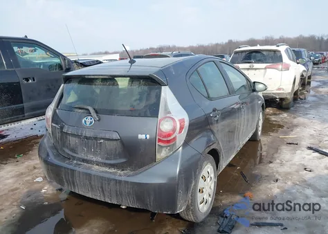 2013 Toyota Prius C Two from USA, damaged, VIN JTDKDTB32D1043969